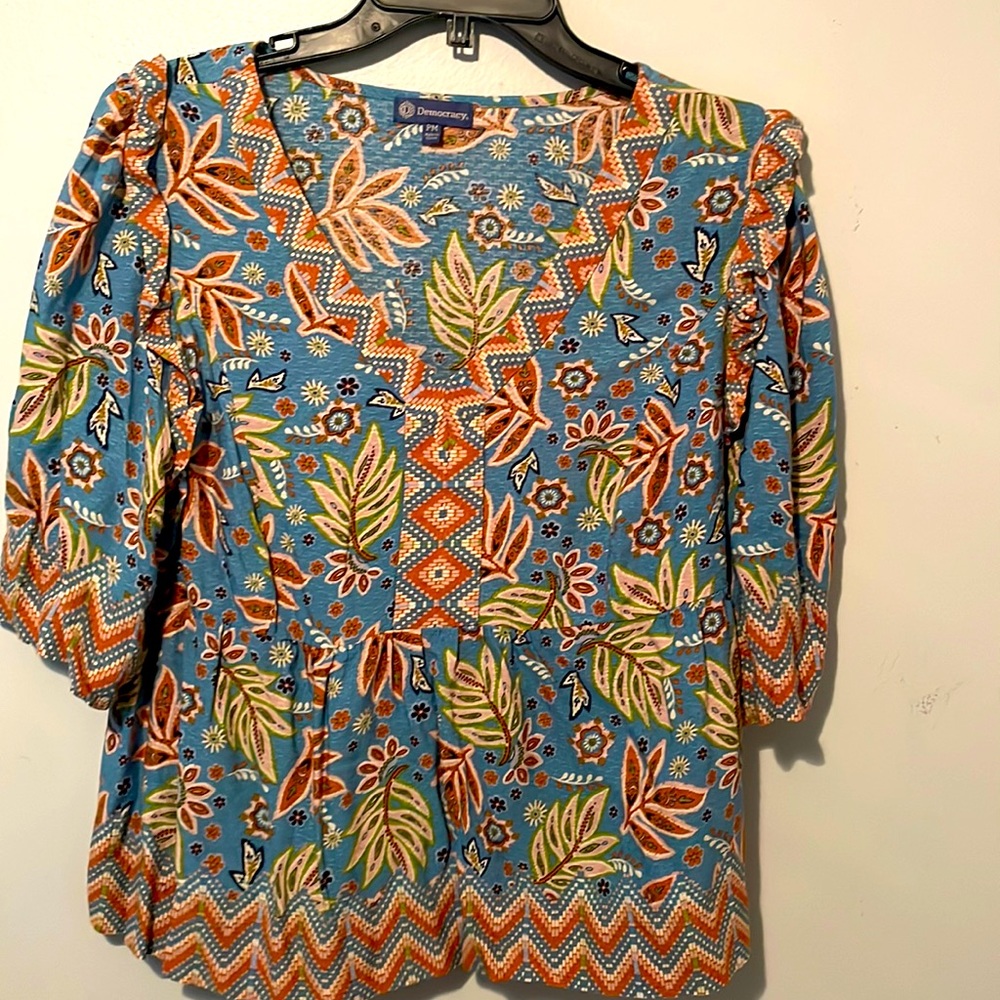 Short sleeve blouse